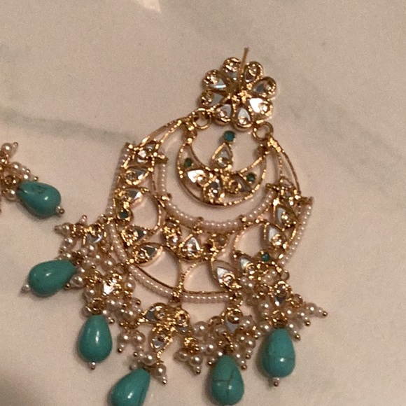 Long earring, Indian traditional Earring - Picture 4 of 4